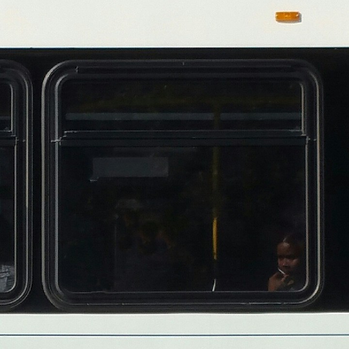 BusWindow_by_Bruce_Berkow