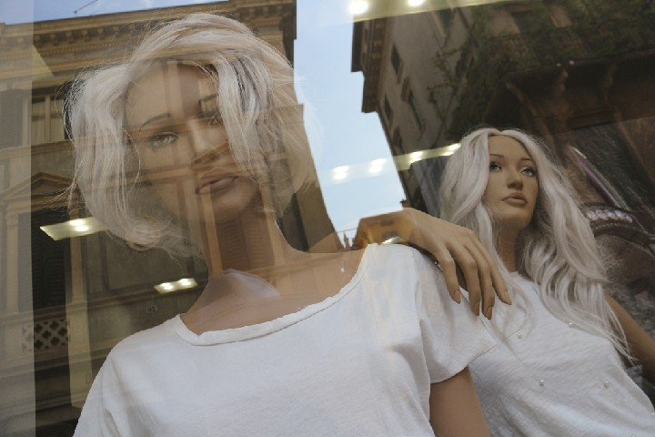 StoreWindowVerona